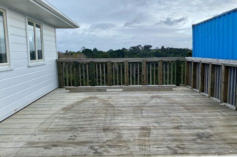 Photo of property in 981 East Coast Road, Redvale, Auckland, 0794