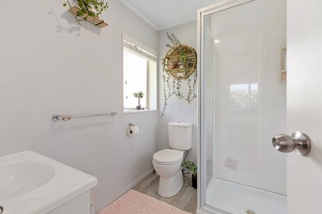 Photo of property in 10 Aldermen Avenue, Papamoa Beach, Papamoa, 3118