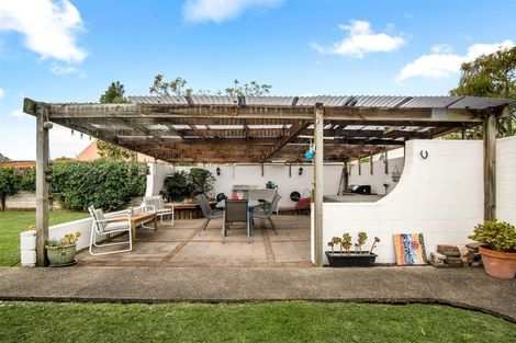 Photo of property in 23 Hatton Road, Orewa, 0931