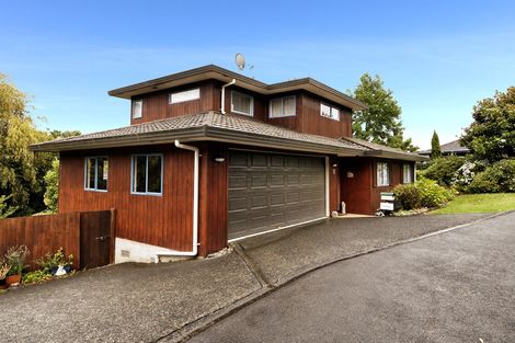 Photo of property in 35 Chamari Close, Titirangi, Auckland, 0604