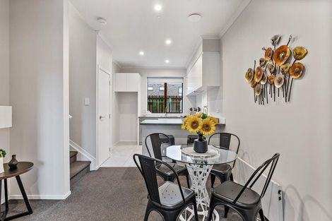 Photo of property in 6/89 Hobsonville Point Road, Hobsonville, Auckland, 0616