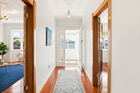 Photo of property in 26 Byron Street, Miramar, Wellington, 6022