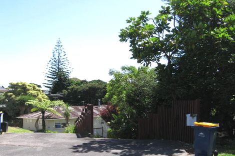 Photo of property in 129 Canongate Street, Birkdale, Auckland, 0626
