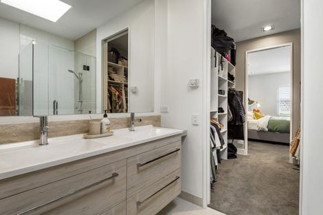 Photo of property in 7/258 Hurstmere Road, Takapuna, Auckland, 0622