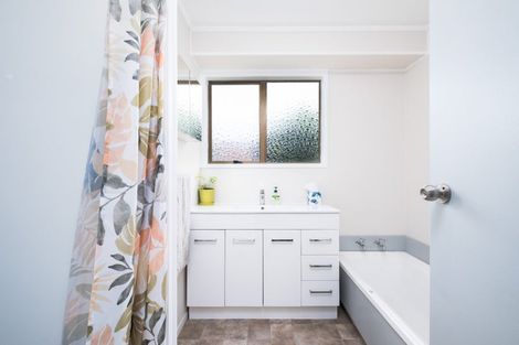Photo of property in 245 Weymouth Road, Manurewa, Auckland, 2102