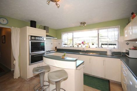 Photo of property in 28a Connemara Drive, Northwood, Christchurch, 8051