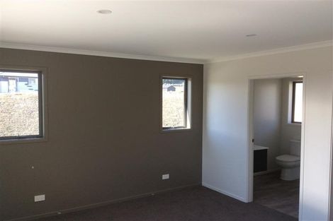 Photo of property in 6 Shipton Court, Lower Shotover, Queenstown, 9304