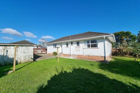 Photo of property in 12 Raglan Street, Mangere East, Auckland, 2024
