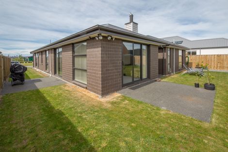 Photo of property in 11 Lemonwood Drive, Rolleston, 7615