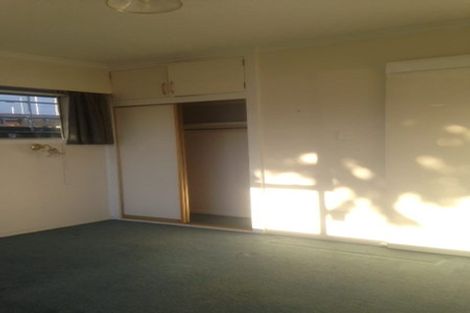 Photo of property in 77 Memorial Avenue, Ilam, Christchurch, 8053