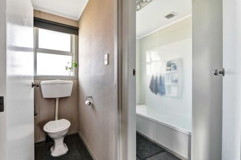 Photo of property in 50a Celia Street, Stratford, 4332