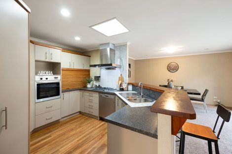 Photo of property in 35 Milbrook Place, Chartwell, Hamilton, 3210
