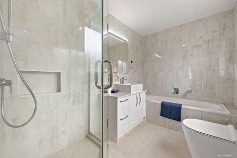 Photo of property in 34 Lisnoble Road, Flat Bush, Auckland, 2019