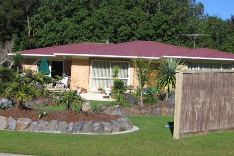 Photo of property in 22 Forest Glen, Orewa, 0931