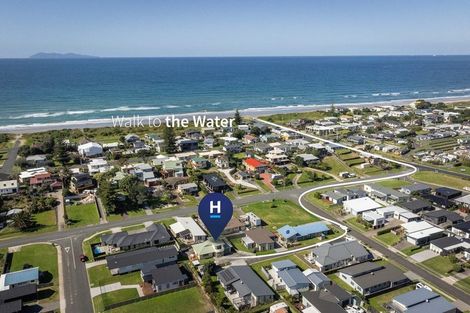 Photo of property in 6a Surfers Avenue, Waihi Beach, 3611