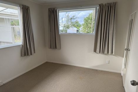 Photo of property in 32 Diana Drive, Glenfield, Auckland, 0627