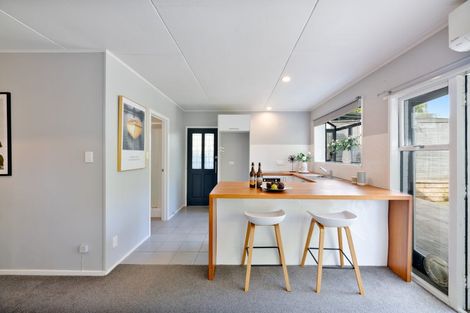 Photo of property in 45 Cron Avenue, Te Atatu South, Auckland, 0610