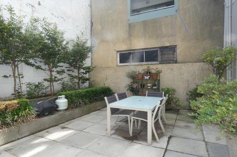 Photo of property in 59u8 Cambridge Terrace, Te Aro, Wellington, 6011