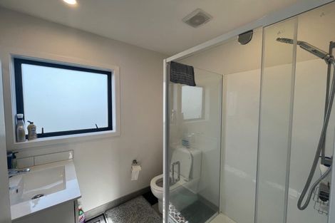 Photo of property in 12/1 Fruitvale Road, New Lynn, Auckland, 0600