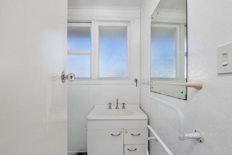 Photo of property in 27 Kereru Street, Tokoroa, 3420