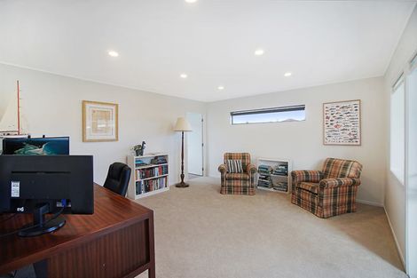 Photo of property in 2/7 Camden Place, Papatoetoe, Auckland, 2025