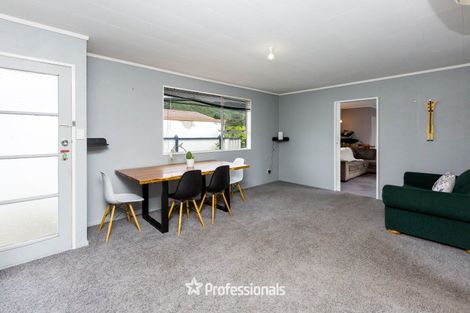 Photo of property in 71f2/ Gemstone Drive, Birchville, Upper Hutt, 5018