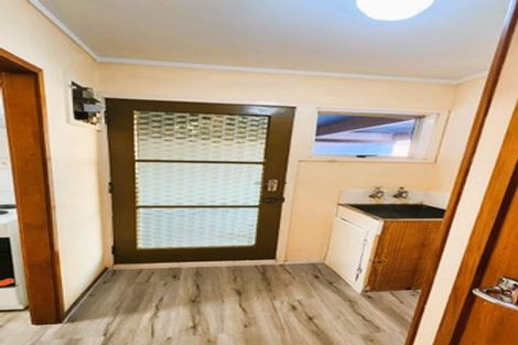 Photo of property in 26 Tamaki Bay Drive, Pakuranga, Auckland, 2010