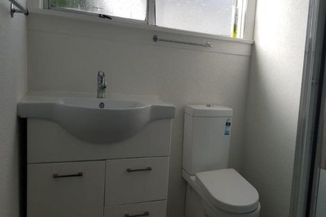 Photo of property in 1/170 Main North Road, Redwood, Christchurch, 8051