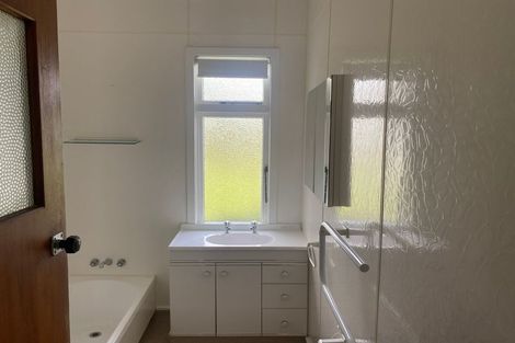 Photo of property in 3 Moana Street, Hokowhitu, Palmerston North, 4410