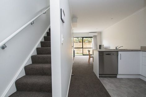 Photo of property in 17u7 Lyon Street, Frankton, Hamilton, 3204