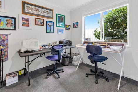 Photo of property in 12 Oceana Drive, Welcome Bay, Tauranga, 3175