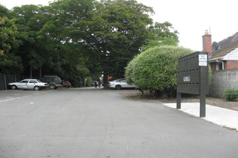 Photo of property in 4/74 Hansons Lane, Upper Riccarton, Christchurch, 8041