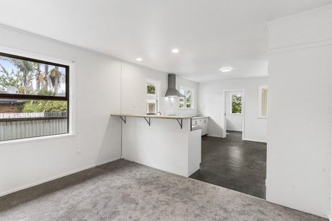 Photo of property in 1/49 Kelvin Road, Papakura, 2110