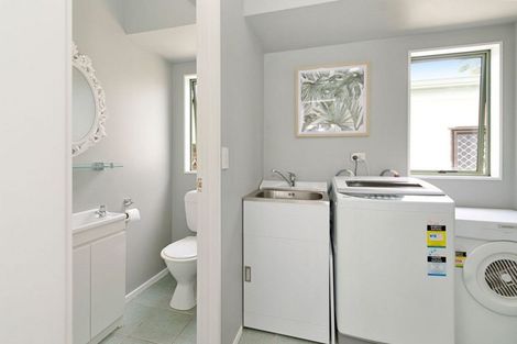 Photo of property in 138a Old Wairoa Road, Papakura, 2110