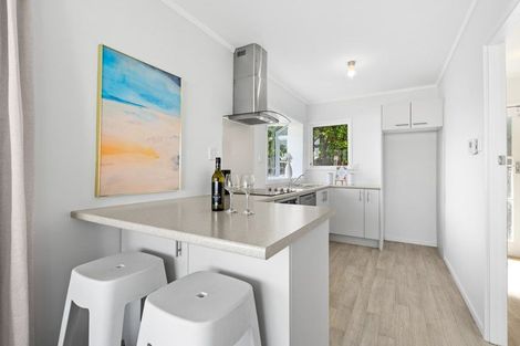 Photo of property in 3/5 Empire Road, Orewa, 0931