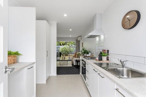 Photo of property in 2/30 Gobray Crescent, Mount Maunganui, 3116