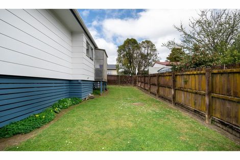 Photo of property in 1/16 Starforth Place, Henderson, Auckland, 0612