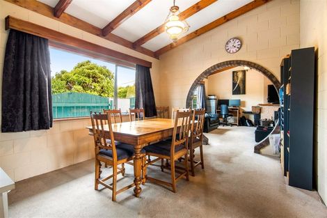 Photo of property in 23 Hatton Road, Orewa, 0931