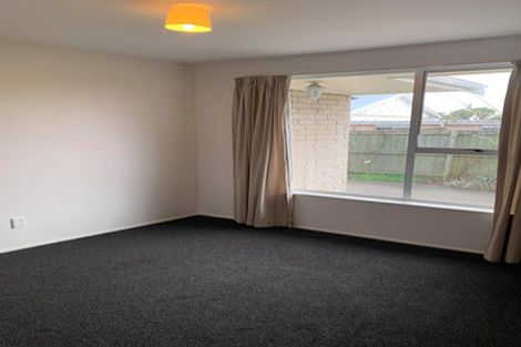 Photo of property in 416 Mairehau Road, Parklands, Christchurch, 8083