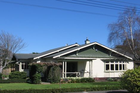 Photo of property in 16 Thynne Street, Foxton, 4814