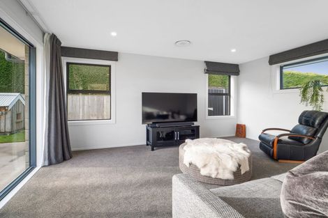 Photo of property in 12 Overton Place, Prebbleton, 7604