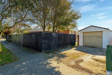 Photo of property in 2 Freebairn Street, Redwood, Christchurch, 8051
