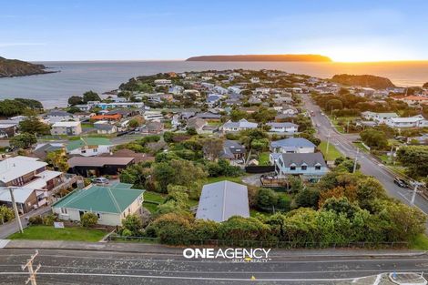 Photo of property in 4/12 Thornley Street, Titahi Bay, Porirua, 5022