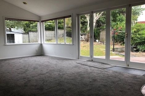 Photo of property in 10 Macnay Way, Murrays Bay, Auckland, 0630