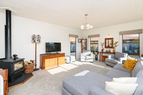 Photo of property in 19 Fiona Crescent, Feilding, 4702