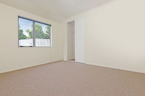 Photo of property in 17 Liddesdale Place, Papakura, 2110