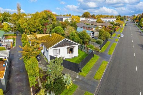 Photo of property in 64 Winters Road, Redwood, Christchurch, 8051