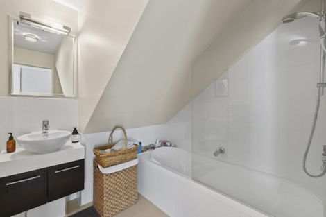 Photo of property in 1 Kensington Drive, Orewa, 0931