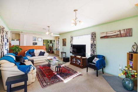 Photo of property in 28 Benmore Avenue, Cloverlea, Palmerston North, 4412