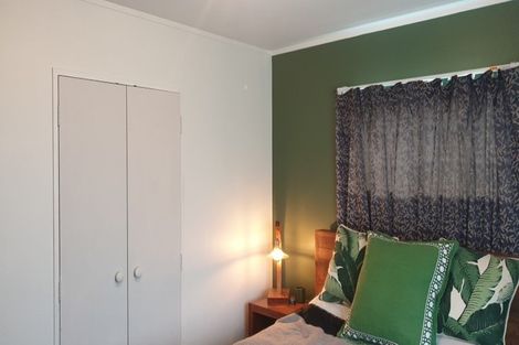 Photo of property in 2/43 Station Road, Takanini, 2112